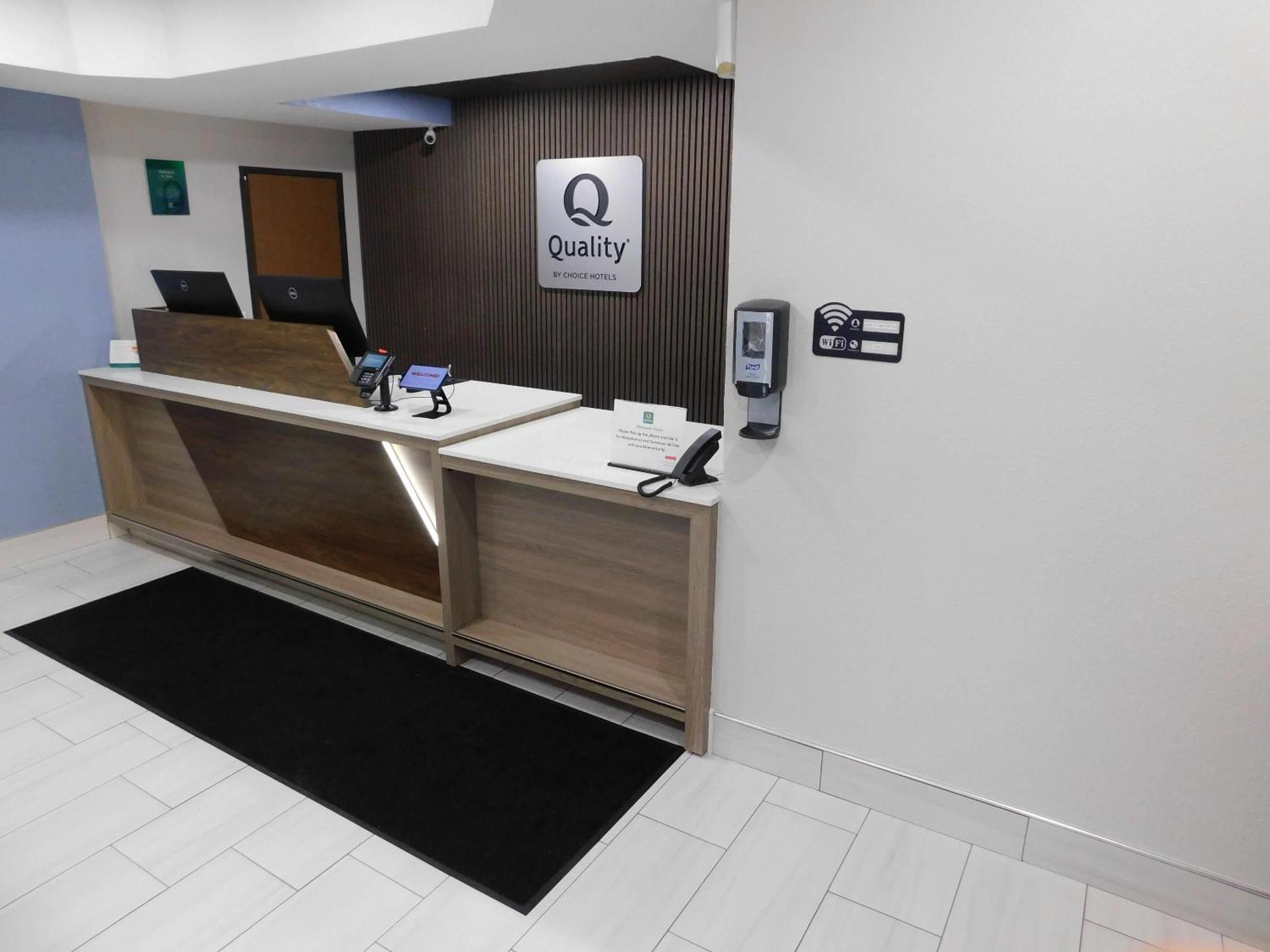 Quality Inn Pontiac Il Exterior foto